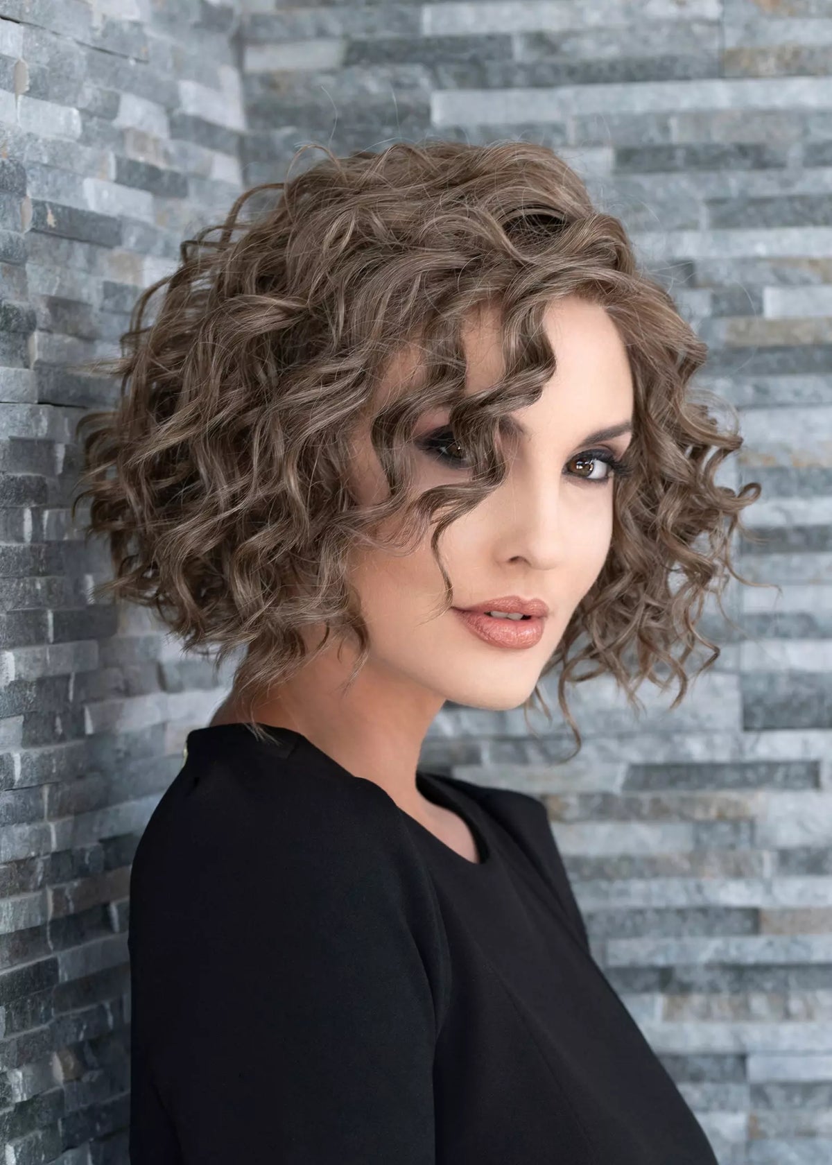 Jordan | Envy | Lace Front / Mono Part | Medium Layered Bob | Human Hair Blend