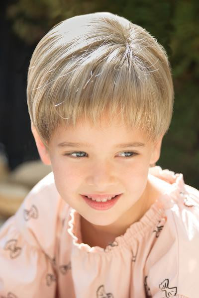 Addison Unisex childrens Front view 2