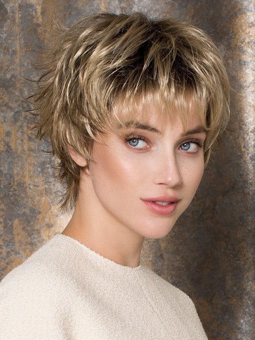Click Wigs by Ellen Wille Sand Rooted