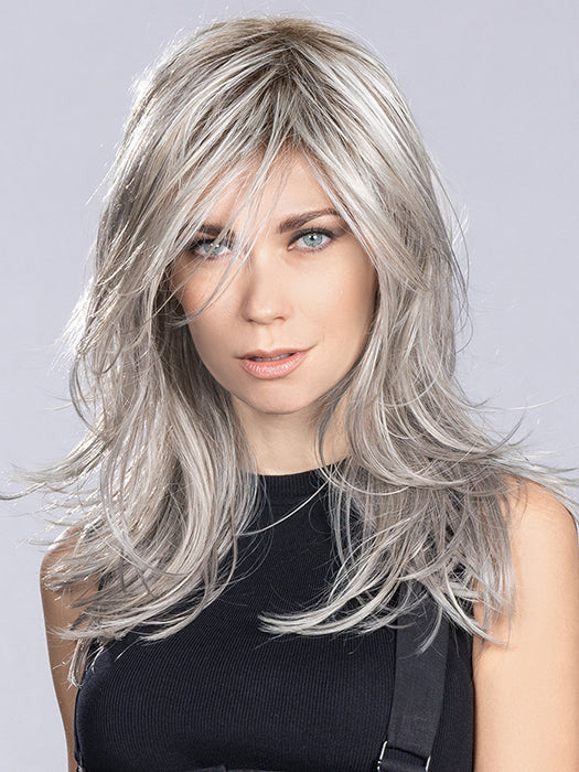 En Vogue | Hair Power Collection | Ellen Wille | Front view | METALLIC-BLONDE-ROOTED