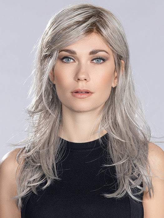 En Vogue | Hair Power Collection | Ellen Wille | Front view | METALLIC-BLONDE-ROOTED