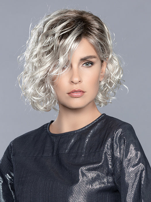 GIRL MONO by ELLEN WILLE in PEARL BLONDE ROOTED
