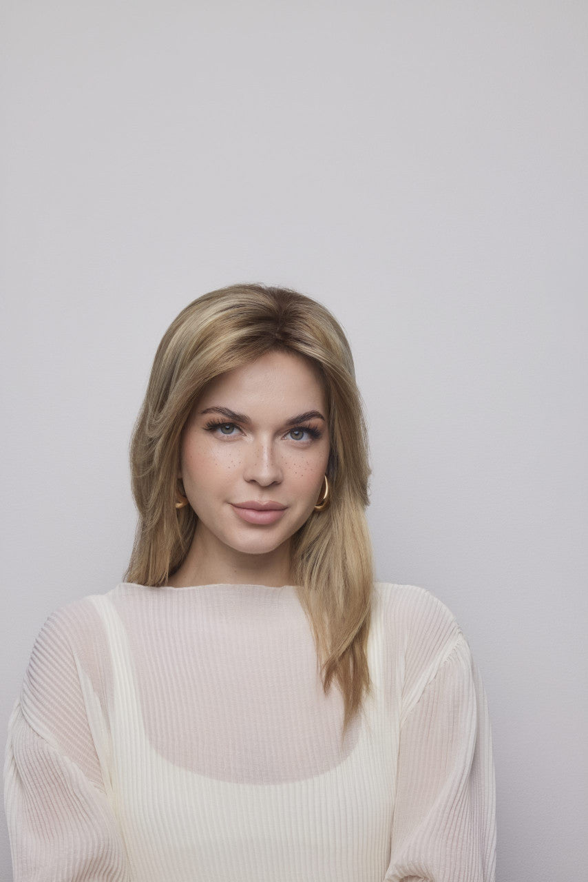 Medium Top Piece | Rene of Paris | Hi Fashion