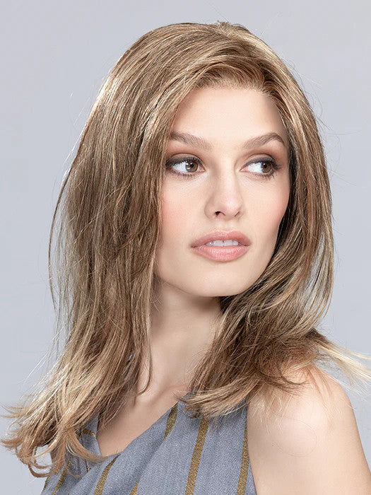 MILEY SMALL by ELLEN WILLE in SAND MIX 14.26.20 | Medium Ash Blonde, Light Gold Blonde and Light Strawberry Blonde Blend-3