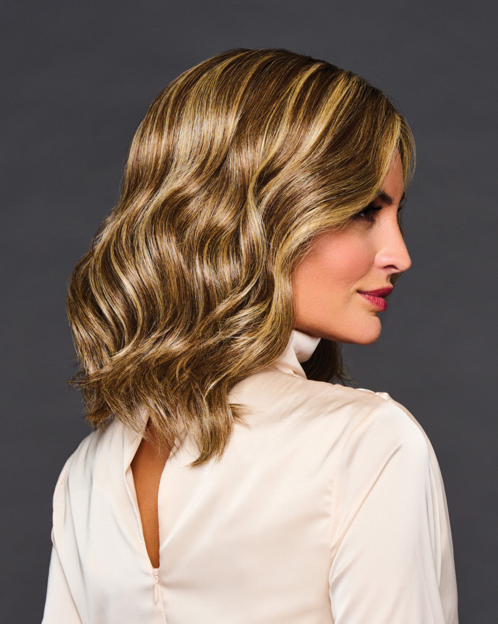 Bella Vida | Raquel Welch | Monopart | Lace Front | Hand tied | RL11-25SS SS Honey Pecan | Side View