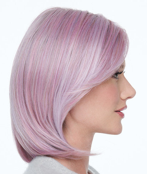 Dare to Be - Requel Werch - Side view - Pink