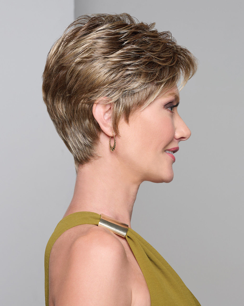 Winner Premium | Raquel Welch Wigs