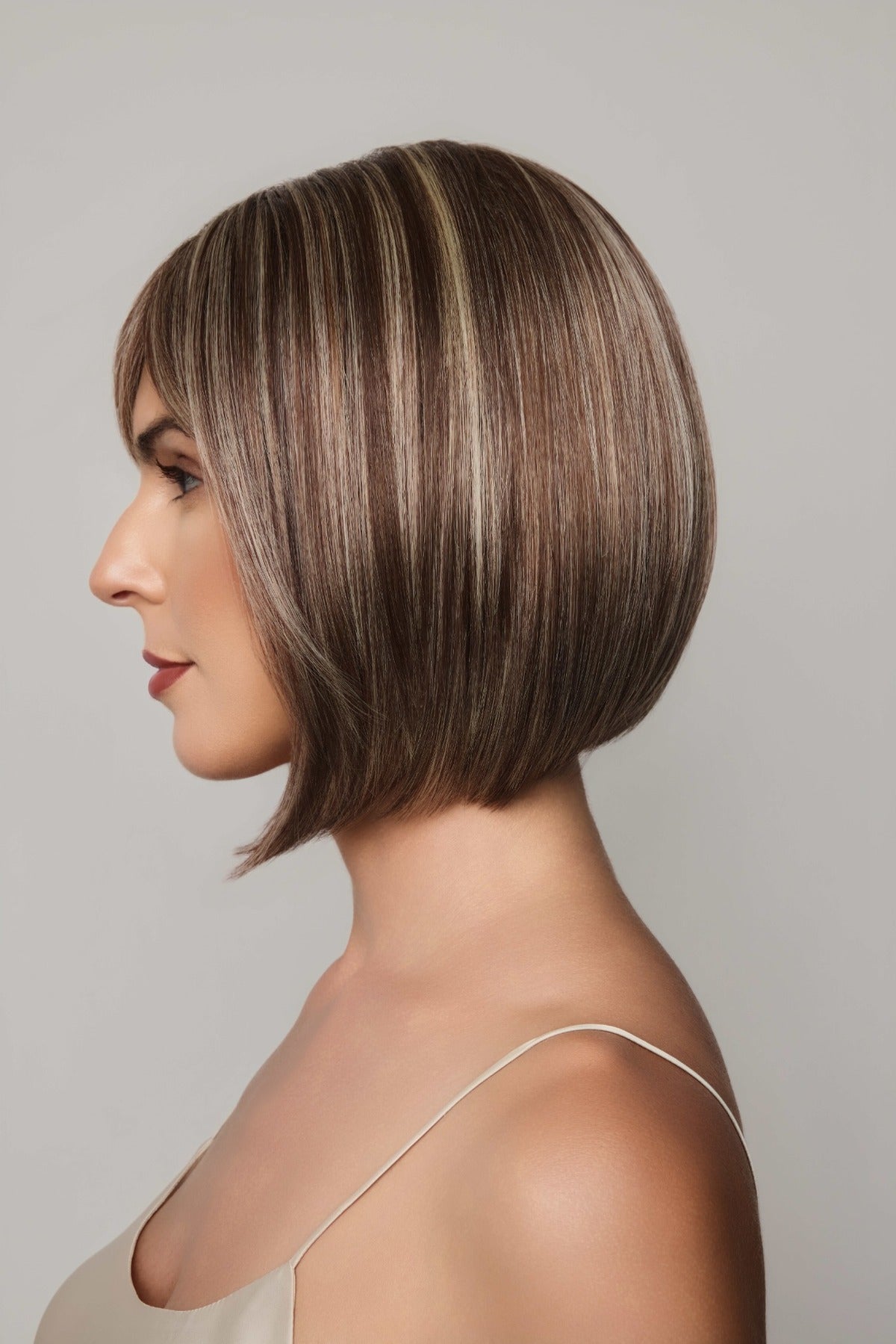 Ami by Noriko | Lace Front Partial Mono Natural Movement Layered Bob Wig