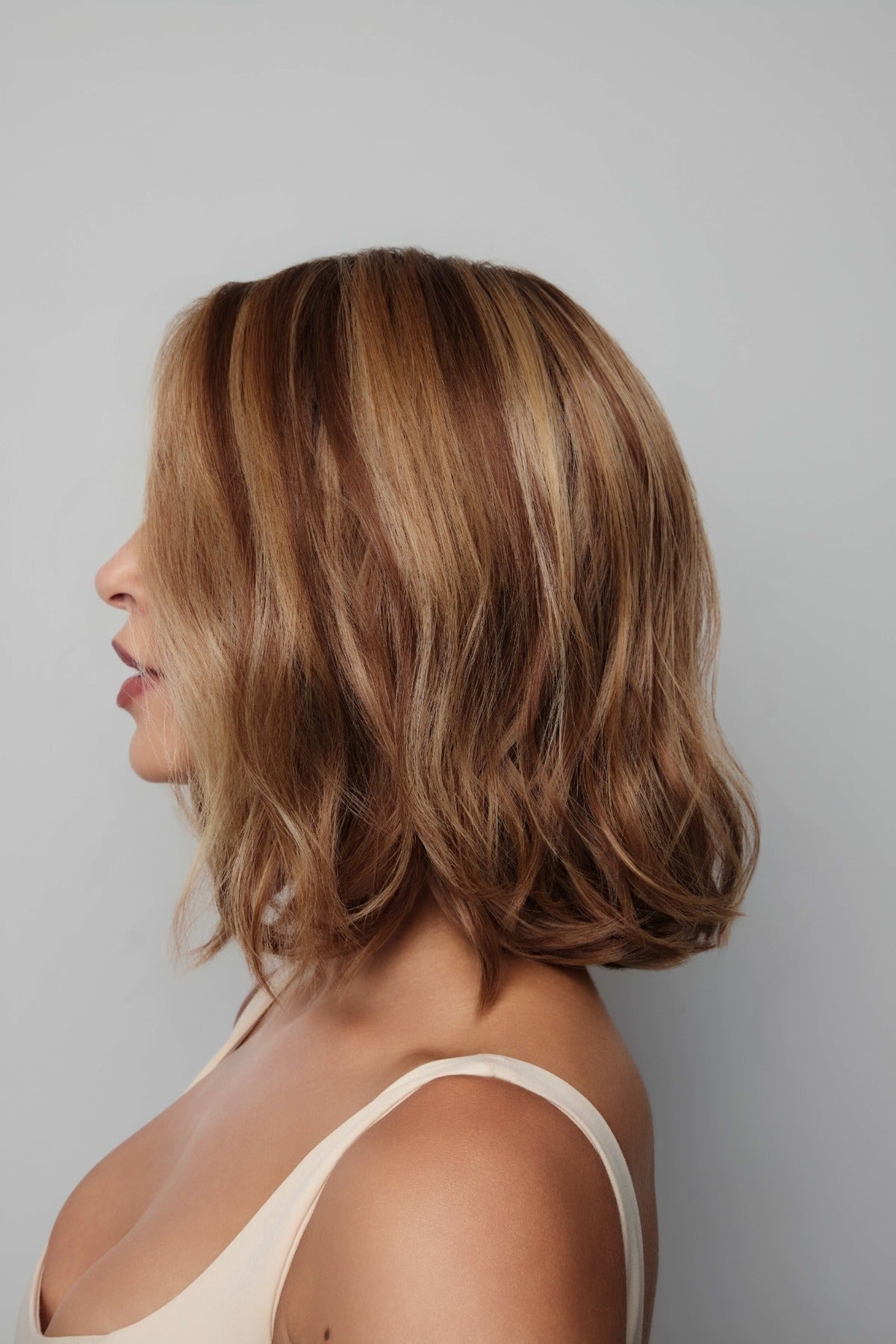 Yui by Noriko | Lace Front Partial Mono Heat-Friendly Synthetic Wavy Bob Wig