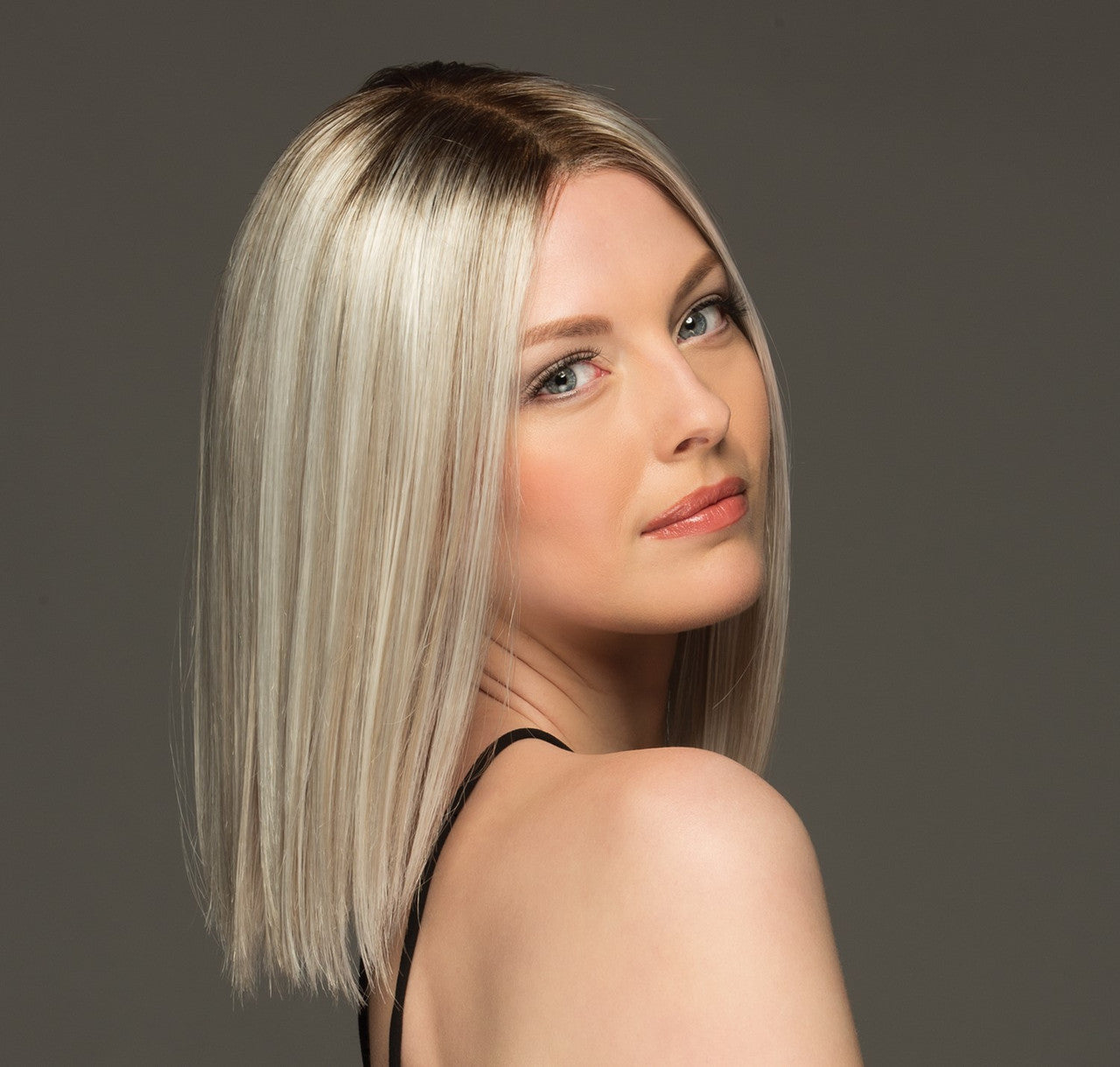 Sutton - Estetica - Front side view - SilversunRT8