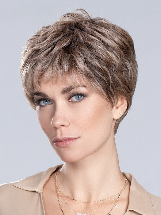 TIME COMFORT by ELLEN WILLE in DARK SAND ROOTED 12.20.9 | Lightest Brown with Light Strawberry Blonde and Medium Warm Brown Blend and Shaded Roots | Front View 4