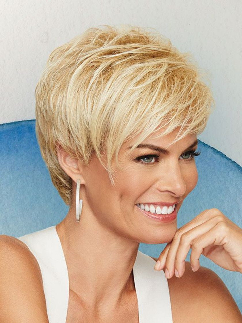 Gabor wigs Love light  blonde side view 2