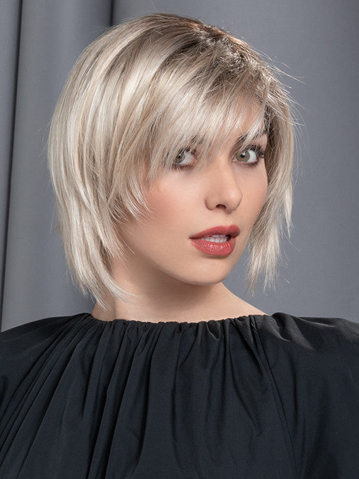 Ava | Modixx Collection | Synthetic Wigs | Ellen Wille | front view