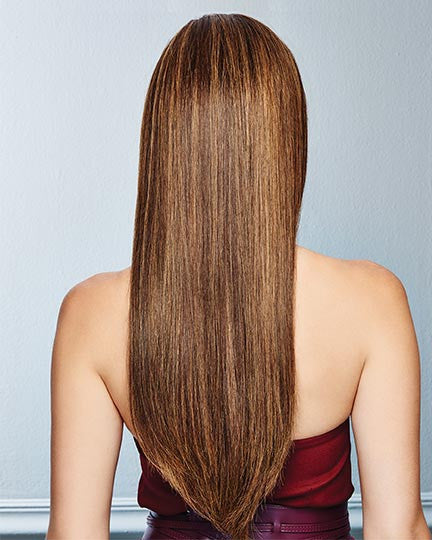 Glamour and More | Raquel Welch back view