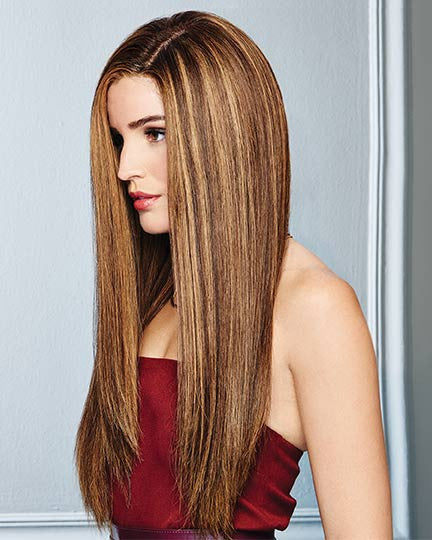 Glamour and More | Raquel Welch side view 2